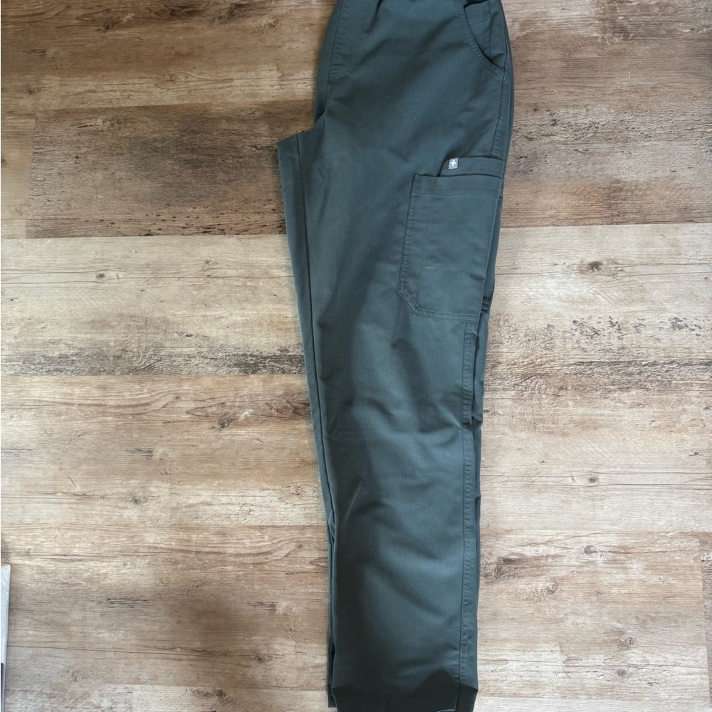 Figs Green Cargo Pants Durable Cotton Blend